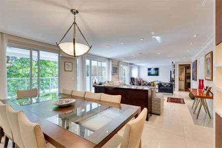 Apartamento à venda com 4 quartos, 241m² em Chácara Santo Antônio (Zona Sul), São Paulo