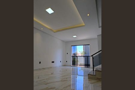 Casa à venda com 3 quartos, 150m² em Vila Camilópolis, Santo André