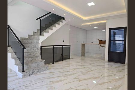Casa à venda com 150m², 3 quartos e 2 vagas