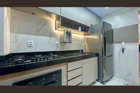 Apartamento à venda com 160m², 3 quartos e 3 vagas Apartamento à venda com 160m², 3 quartos e 3 vagasCozinha