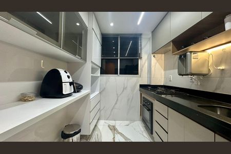 Apartamento à venda com 160m², 3 quartos e 3 vagas Apartamento à venda com 160m², 3 quartos e 3 vagasCozinha