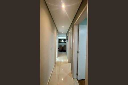 Apartamento à venda com 160m², 3 quartos e 3 vagas Apartamento à venda com 160m², 3 quartos e 3 vagasCorredor