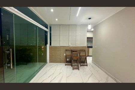Apartamento à venda com 160m², 3 quartos e 3 vagas Apartamento à venda com 160m², 3 quartos e 3 vagasTerraço