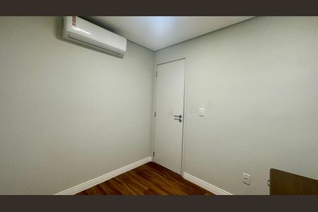 Apartamento à venda com 160m², 3 quartos e 3 vagas Apartamento à venda com 160m², 3 quartos e 3 vagasQuarto