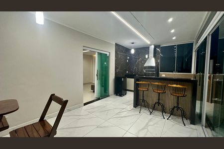 Apartamento à venda com 160m², 3 quartos e 3 vagas Apartamento à venda com 160m², 3 quartos e 3 vagasTerraço