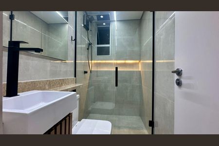 Apartamento à venda com 160m², 3 quartos e 3 vagas Apartamento à venda com 160m², 3 quartos e 3 vagasBanheiro