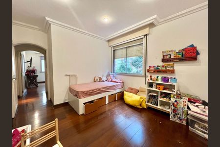 Apartamento à venda com 210m², 3 quartos e 1 vaga