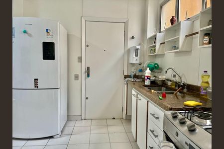 Apartamento à venda com 210m², 3 quartos e 1 vaga