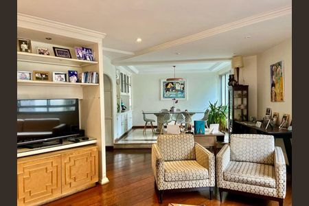 Apartamento à venda com 210m², 3 quartos e 1 vaga