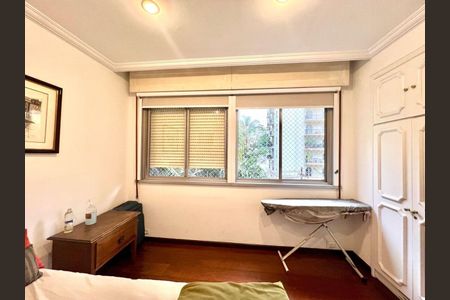 Apartamento à venda com 210m², 3 quartos e 1 vaga