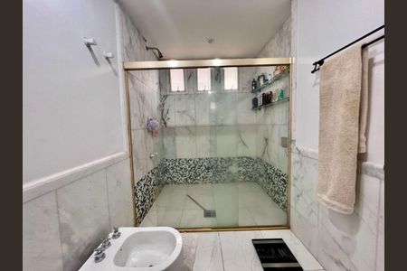 Apartamento à venda com 210m², 3 quartos e 1 vaga