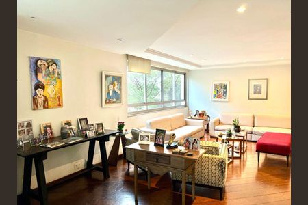 Apartamento à venda com 210m², 3 quartos e 1 vaga
