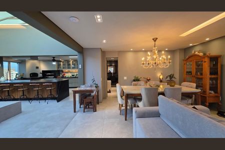 Apartamento à venda com 307m², 3 quartos e 5 vagas