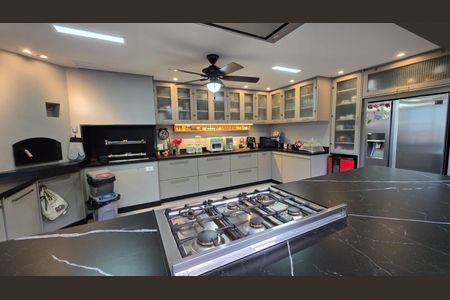 Apartamento à venda com 307m², 3 quartos e 5 vagas