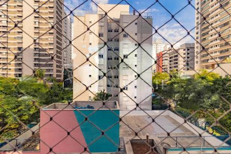 Apartamento à venda com 81m², 2 quartos e 1 vaga