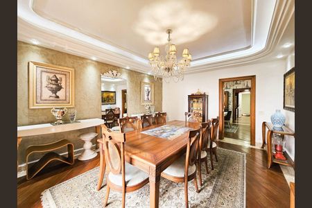 Apartamento à venda com 440m², 5 quartos e 4 vagas