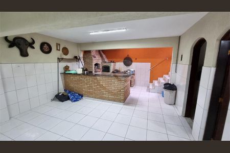 Casa à venda com 300m², 3 quartos e 2 vagas