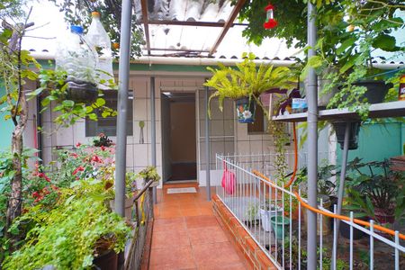 Fachada casa  de casa para alugar com 1 quarto, 45m² em Sarandi, Porto Alegre
