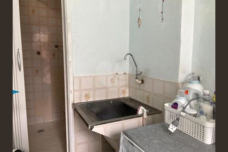 Casa à venda com 73m², 2 quartos e 2 vagas