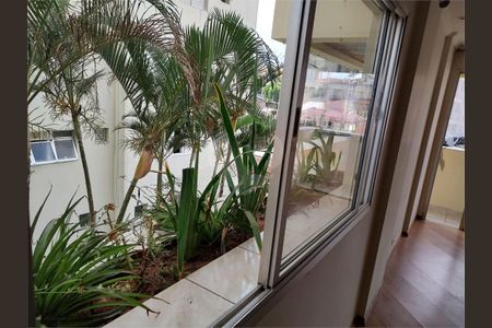 Apartamento à venda com 103m², 3 quartos e 1 vaga