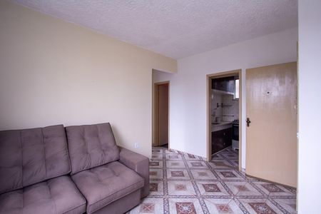 Sala de apartamento para alugar com 2 quartos, 56m² em Colubandê, São Gonçalo