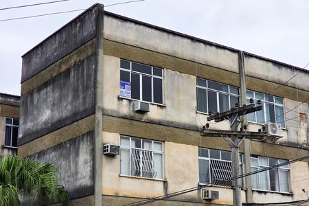 Apartamento para alugar com 56m², 2 quartos e 1 vaga Apartamento para alugar com 56m², 2 quartos e 1 vagaFachada do condomínio + placa