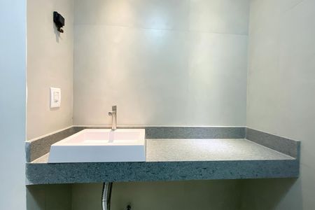 Apartamento para alugar com 72m², 2 quartos e sem vaga Apartamento para alugar com 72m², 2 quartos e sem vagaBanheiro