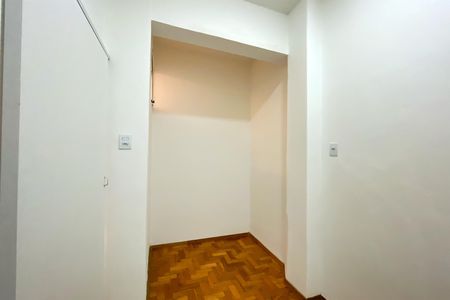 Quarto 2 de apartamento para alugar com 2 quartos, 72m² em Centro, Belo Horizonte