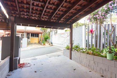 Casa de condomínio à venda com 99m², 3 quartos e 1 vaga Casa de condomínio à venda com 99m², 3 quartos e 1 vagaGaragem