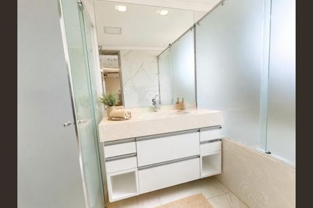 Apartamento à venda com 234m², 4 quartos e 4 vagas