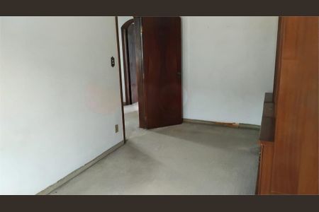 Casa à venda com 3 quartos, 120m² em Jardim Odete, São Paulo