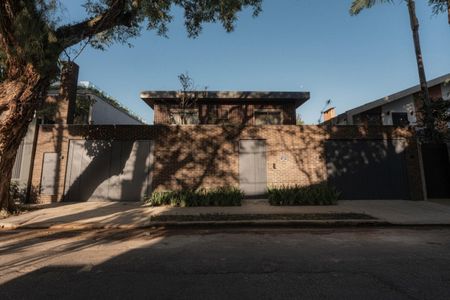 Casa à venda com 701m², 4 quartos e 4 vagas