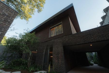 Casa à venda com 701m², 4 quartos e 4 vagas