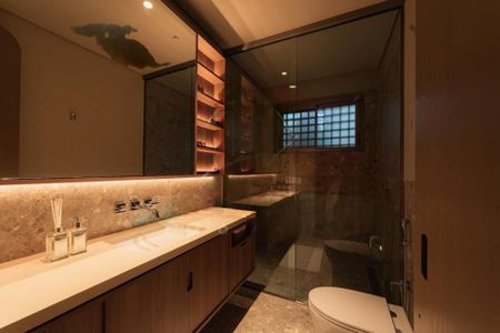 Casa à venda com 4 quartos, 701m² em Alto de Pinheiros, São Paulo