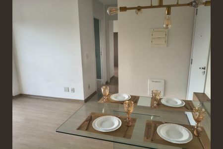 Sala de apartamento para alugar com 2 quartos, 52m² em Marechal Hermes, Rio de Janeiro
