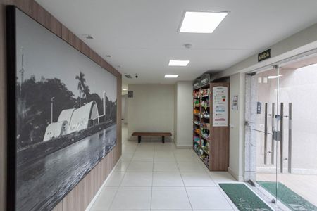 Apartamento à venda com 90m², 3 quartos e 1 vaga Apartamento à venda com 90m², 3 quartos e 1 vagaHall social