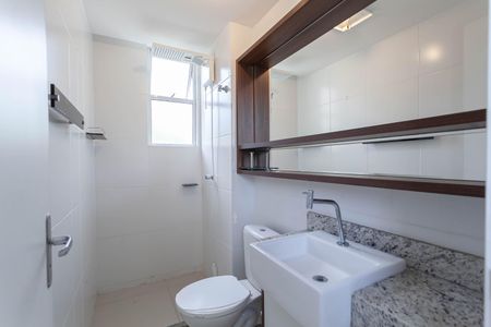 Apartamento à venda com 90m², 3 quartos e 1 vaga Apartamento à venda com 90m², 3 quartos e 1 vagaBanheiro da suíte