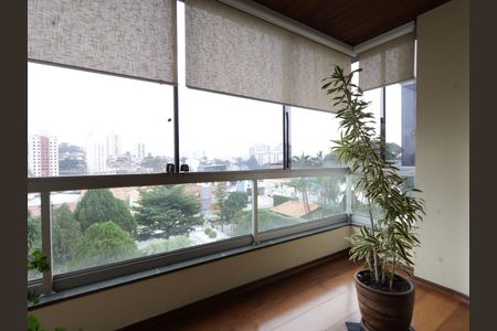 Casa de condomínio à venda com 156m², 4 quartos e 3 vagasVaranda da Sala