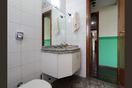Casa de condomínio à venda com 156m², 4 quartos e 3 vagasBanheiro da Suíte 3