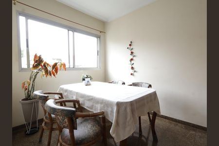 Casa de condomínio à venda com 156m², 4 quartos e 3 vagasSala de Almoço