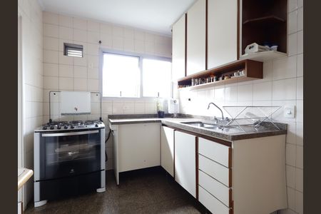 Casa de condomínio à venda com 156m², 4 quartos e 3 vagasCozinha