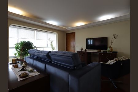 Sala de casa de condomínio à venda com 4 quartos, 156m² em Jardim Londrina, São Paulo