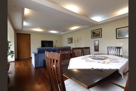 Casa de condomínio à venda com 156m², 4 quartos e 3 vagasSala de Jantar