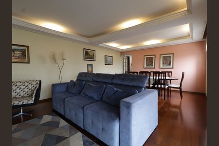 Casa de condomínio à venda com 156m², 4 quartos e 3 vagasSala