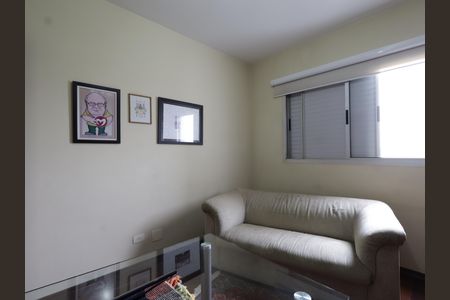 Casa de condomínio à venda com 156m², 4 quartos e 3 vagasQuarto