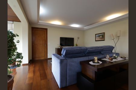 Casa de condomínio à venda com 156m², 4 quartos e 3 vagasSala