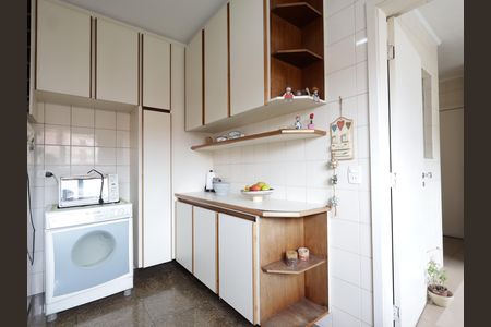Casa de condomínio à venda com 156m², 4 quartos e 3 vagasCozinha