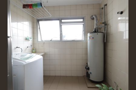 Casa de condomínio à venda com 156m², 4 quartos e 3 vagasÁrea de Serviço