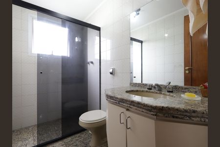 Casa de condomínio à venda com 156m², 4 quartos e 3 vagasBanheiro da Suíte 3