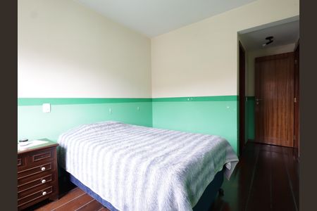 Casa de condomínio à venda com 156m², 4 quartos e 3 vagasSuíte 3